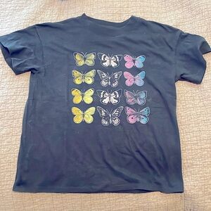 SO girls butterfly graphic tee